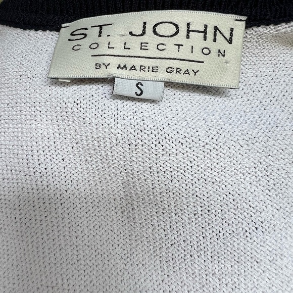 St. John Knit Whale Graphic Long Sleeve Collared Pullover Sweater - Picture 5 of 7